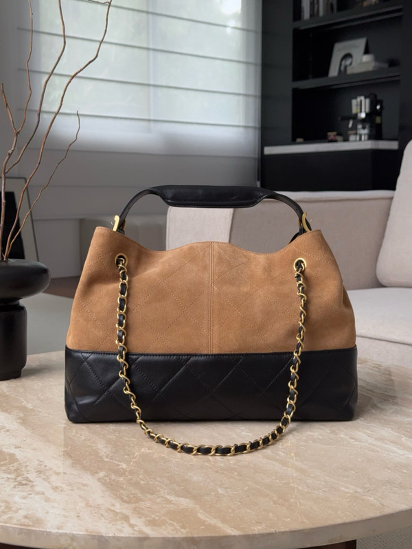 Chanel 2024/25 MÉTIERS D’ART SMALL TOTE