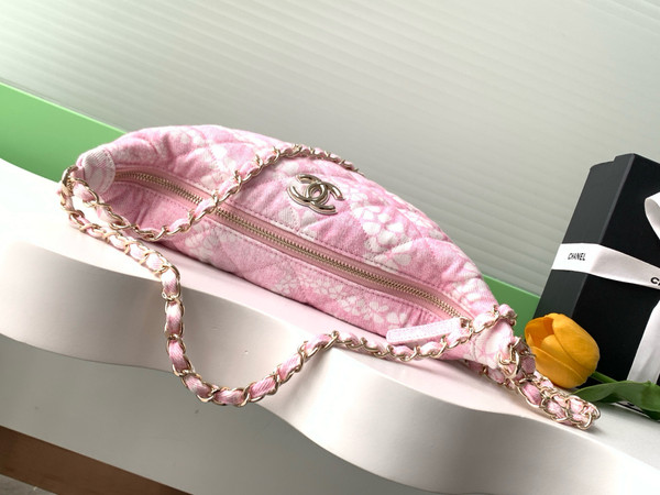 Chanel THE CHANEL COCO BEACH 2025 COLLECTION   LARGE HOBO BAG PINK