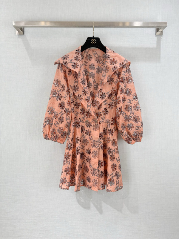 Chanel SPRING-SUMMER 2025 PRE-COLLECTION   DRESS   Cotton Broderie Anglaise  Light Orange & Brown