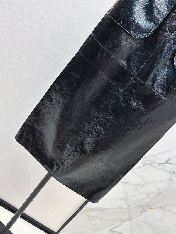 Chanel 2024/25 MÉTIERS D’ART LAMBSKIN SKIRT