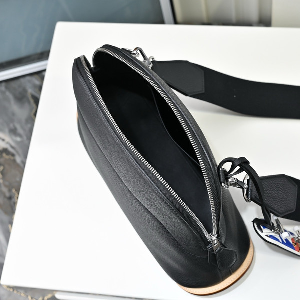 Hermès Bolide Skateboard 31 Black Togo Palladium Hardware