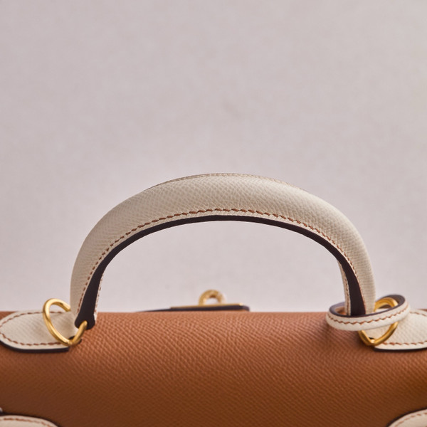 Hermes Special Order Horseshoe Gold/Craie  Kelly 25 cm Epsom Gold Hardware