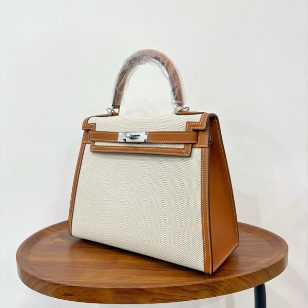 Hermes Sac Kelly Sellier 28 Toile H/Veau Swift Ecru Gold With Palladium Hardware
