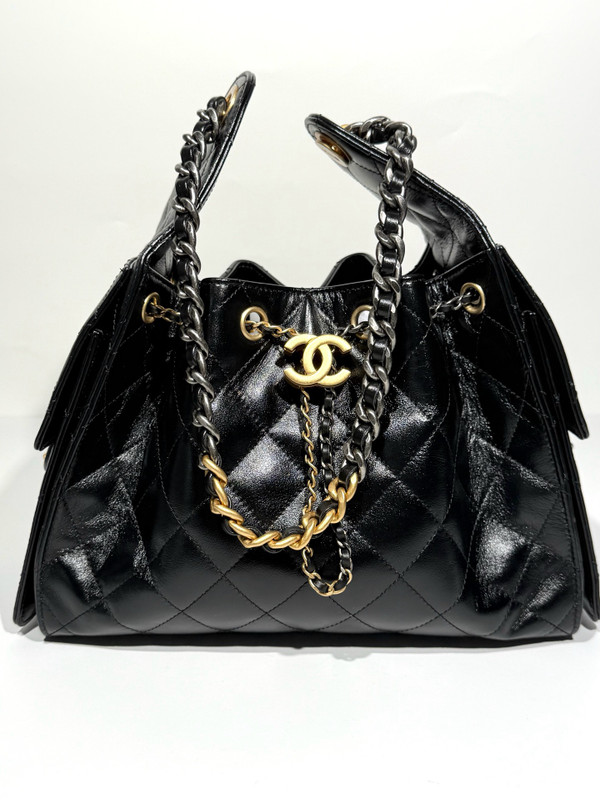 CHANEL 25 Small Handbag   Shiny Crumpled Calfskin, Gold-Tone & Ruthenium-Finish Metal  Black