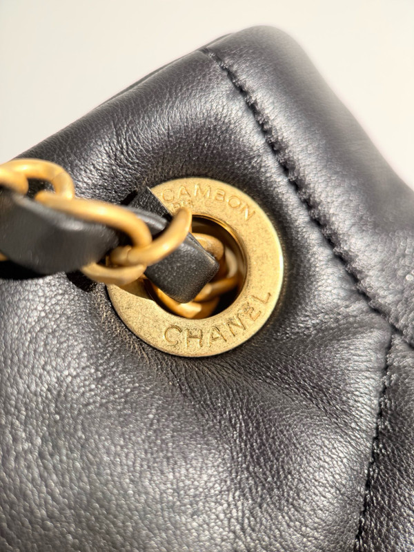 Chanel Fall-Winter 2025/26  Shopping Bag