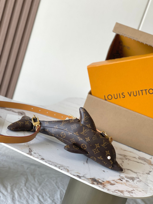 Louis Vuitton M14963 Dolphin Bag