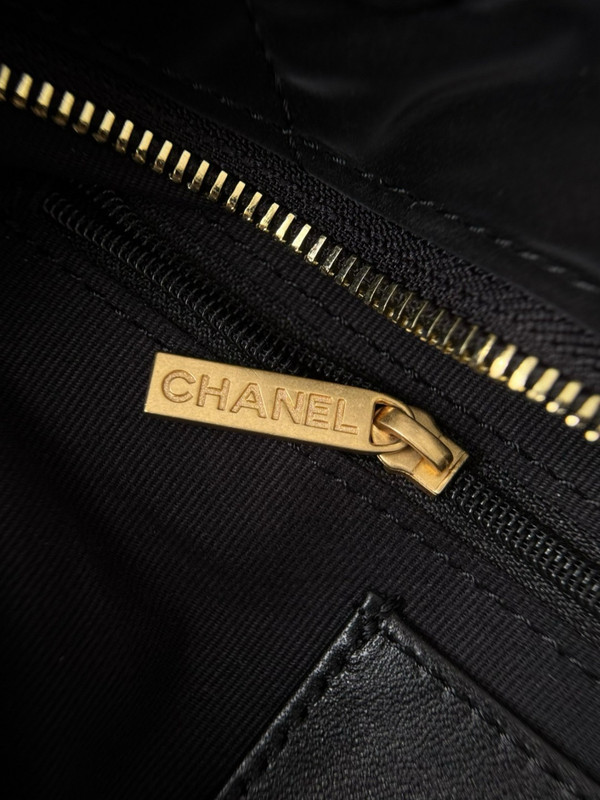 Chanel Fall-Winter 2025/26   Bow bag