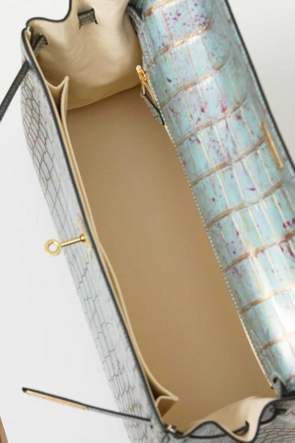 Hermes SAC KELLY VERT D'EAU RETOURNÉ 35 EN ALLIGATOR GOLD HARDWARE, ÉDITION LIMITÉE