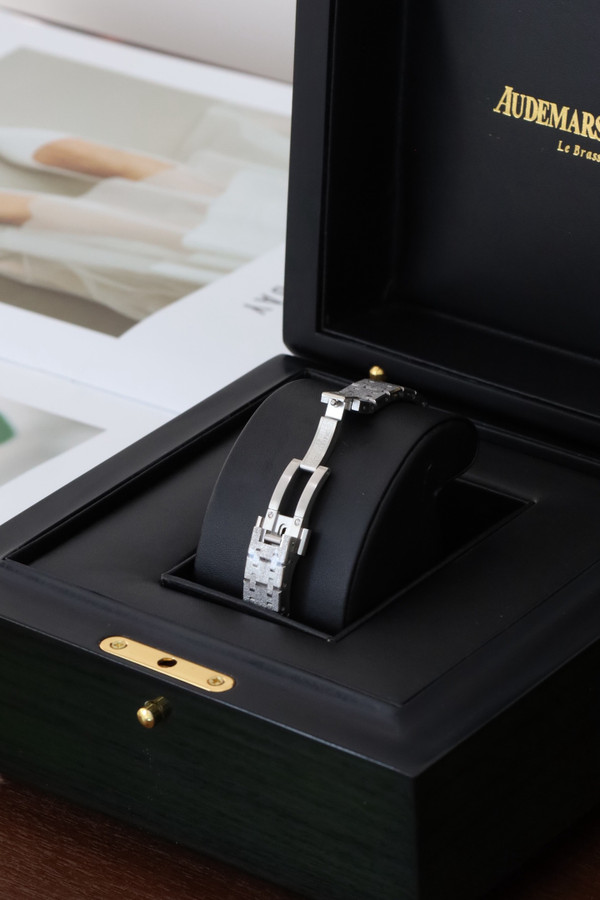 Audemars Piguet Royal Oak Mini Frosted White Cold