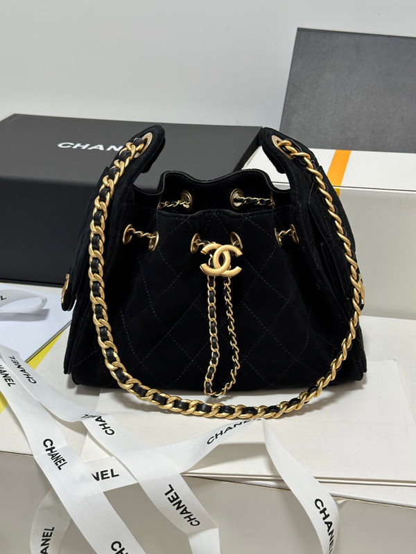 Cruise 2025/26 CHANEL 25 Mini Handbag Suede Calfskin Black