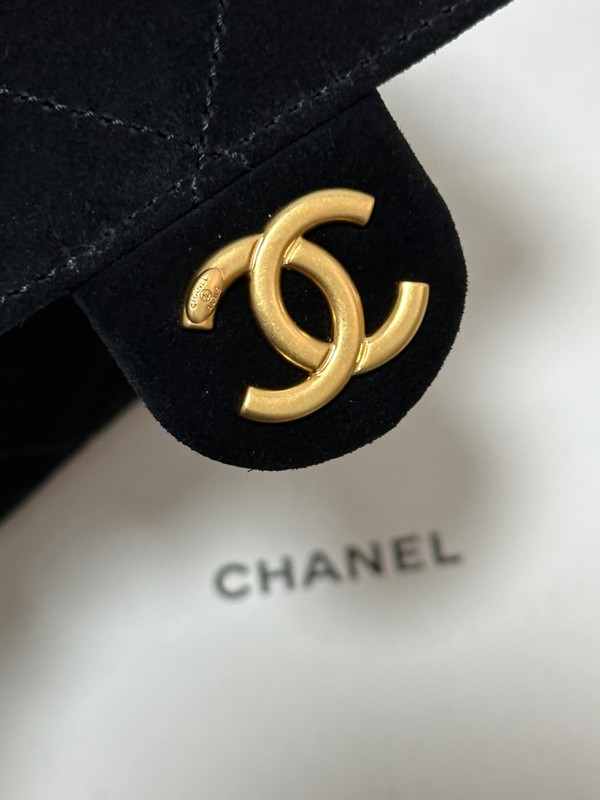 Cruise 2025/26 CHANEL 25 Mini Handbag Suede Calfskin Black