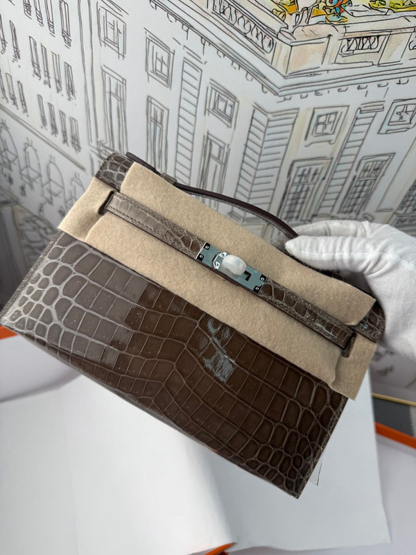 Hermes Etoupe Mini Kelly Pochette Crocodile Niloticus with Palladium Hardware