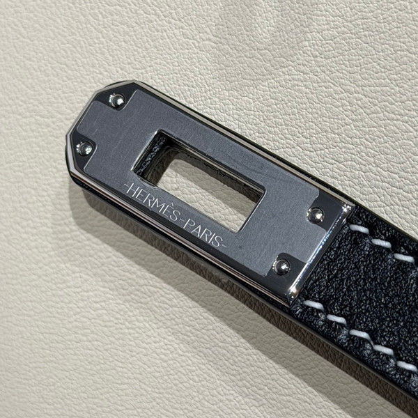 Hermès Special Order (HSS) Kelly Pochette Craie and Black Swift Palladium Hardware