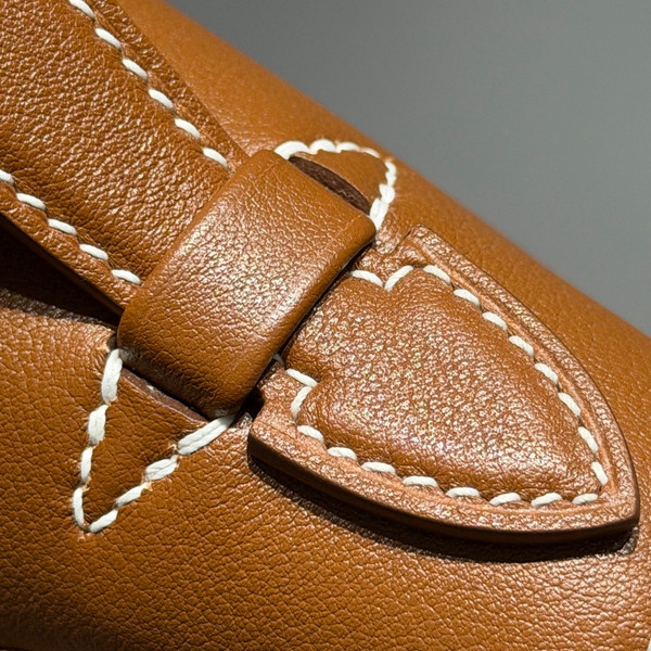 Hermès Gold Mini Kelly Pochette Swift leather Gold hardware