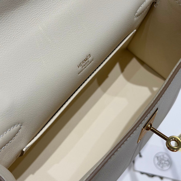 Hermès Craie Mini Kelly Pochette Swift leather Gold hardware
