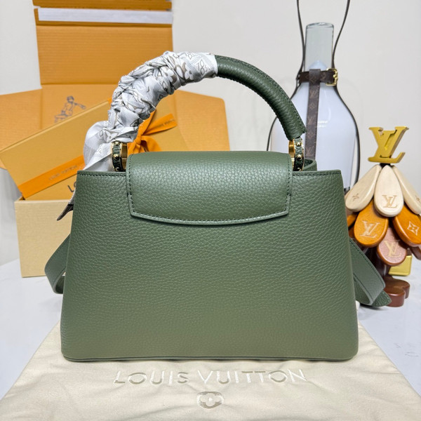 Louis Vuitton M25474 Capucines MM 