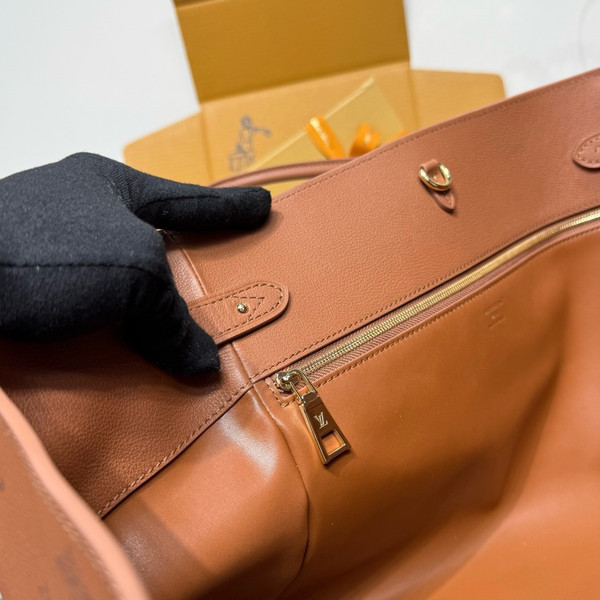 Louis Vuitton Vendôme MM Tote Bag: Cognac Brown (M26501)