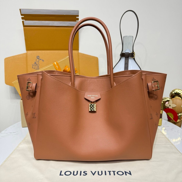Louis Vuitton Vendôme MM Tote Bag: Cognac Brown (M26501)
