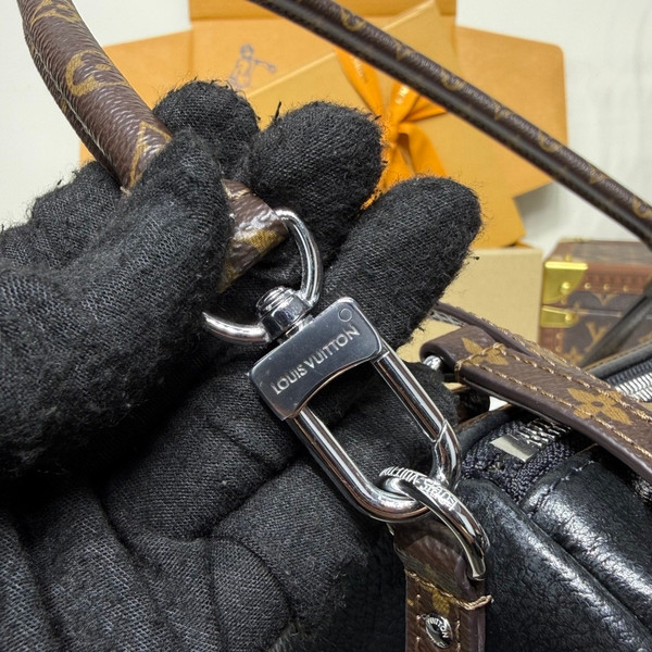 Louis Vuitton M27920 Express PM Bag
