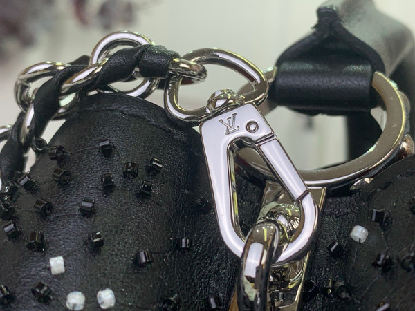 Louis Vuitton Capucines Mini: Crystal Strass Noir 