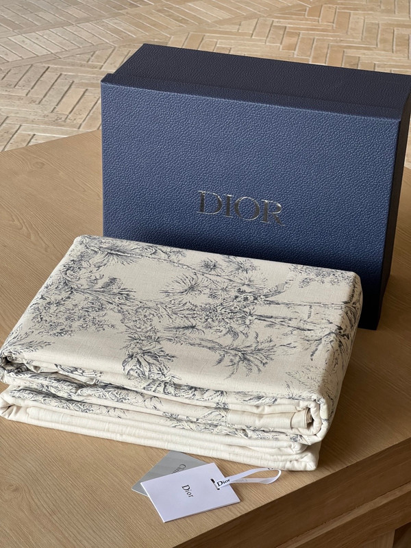 Dior Maison: Toile de Jouy Sauvage Textile Ivory