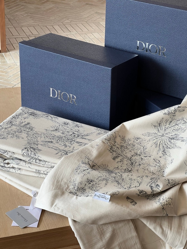 Dior Maison: Toile de Jouy Sauvage Textile Ivory