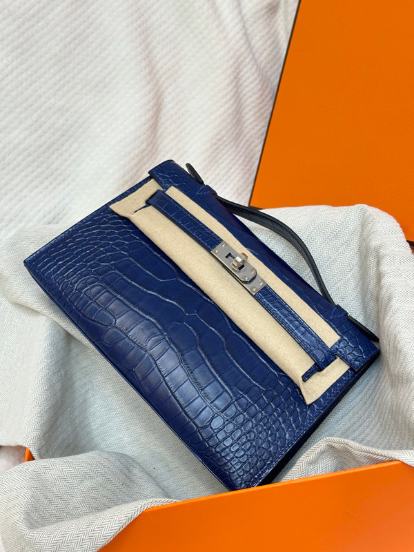 Hermès Kelly Pochette: Bleu Saphir Shiny Mississippiensis Alligator with Palladium Hardware