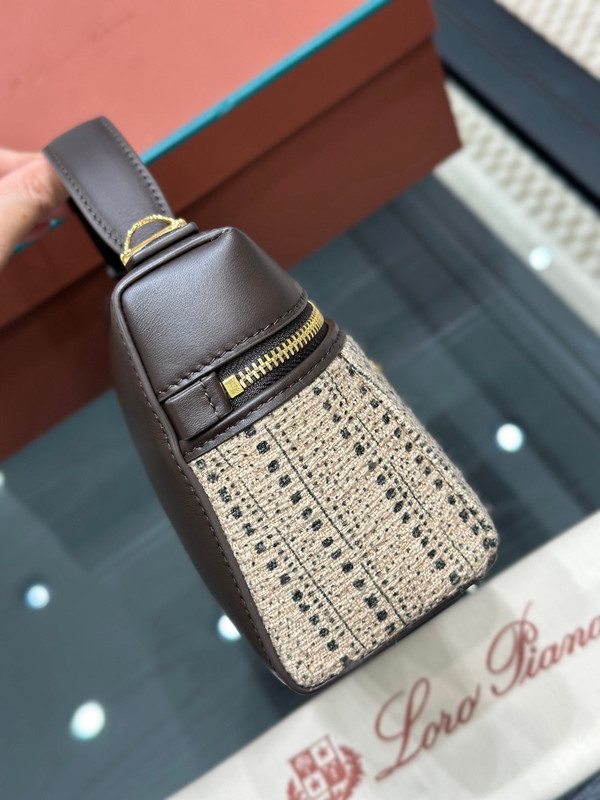 Loro Piana Extra Bag L23 Chocolate/Red/White/Dark Brown/Brown Tan/Sun Gold (F7ZR)