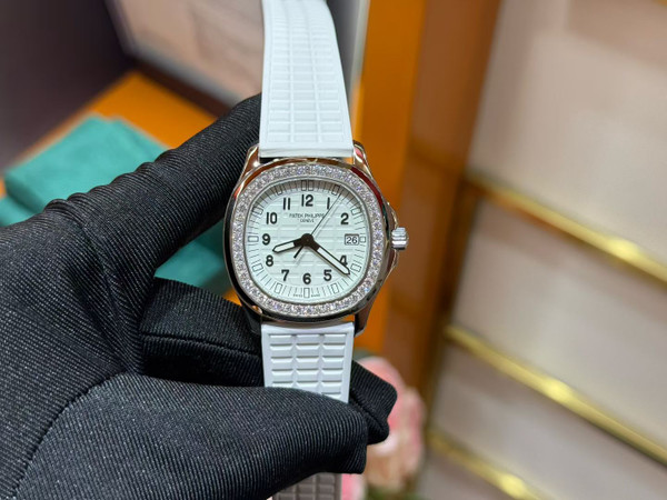 Patek Philippe Aquanaut White Rubber Strap Watch