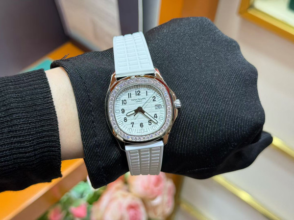 Patek Philippe Aquanaut White Rubber Strap Watch