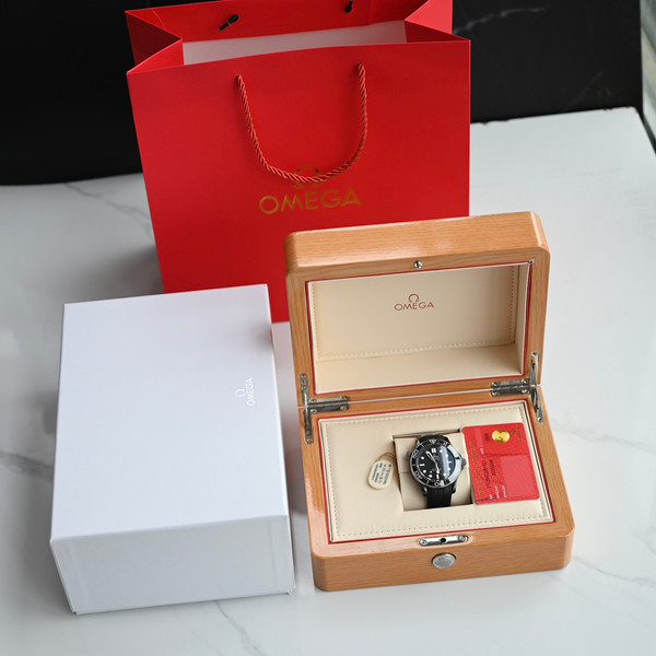 Omega Seamaster 300M Black Ceramic 43.5mm Watch – Full Set