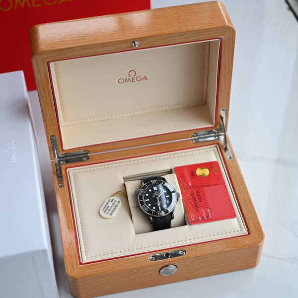 Omega Seamaster 300M Black Ceramic 43.5mm Watch – Full Set