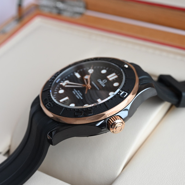 Omega Seamaster 300 Black Ceramic and Sedna Gold 43.5mm