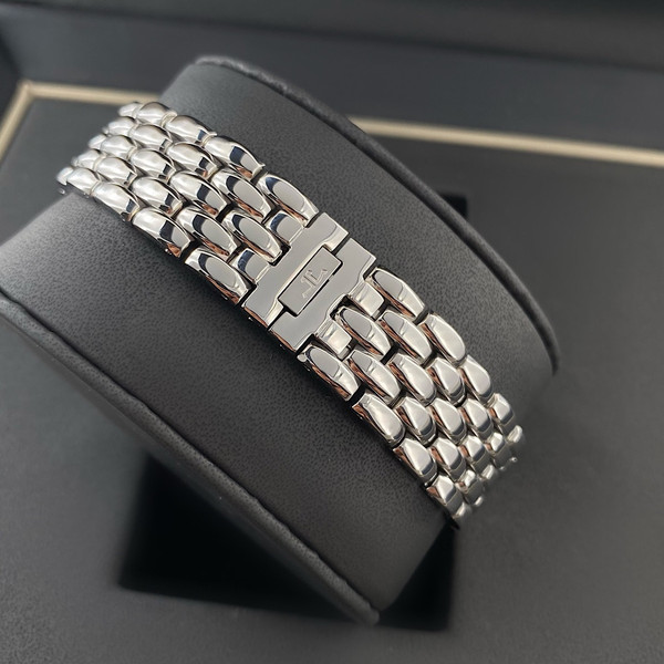 JAEGER-LECOULTRE RENDEZ-VOUS 34mm Automatic | Night & Day Complication | Diamond-Set Bezel