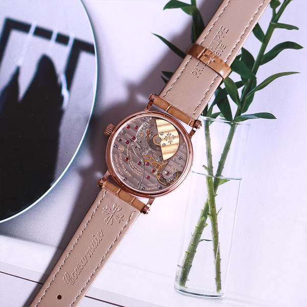 PATEK PHILIPPE CALATRAVA Ref. 7200R-001 | 18k Rose Gold | Ultra-Thin Automatic
