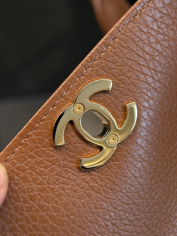 Chanel SS26 Large Bowling Bag - Grained Calfskin & Gold-Tone Metal - Brown