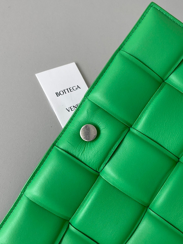 Bottega Veneta Chain Cassette - Forest Green