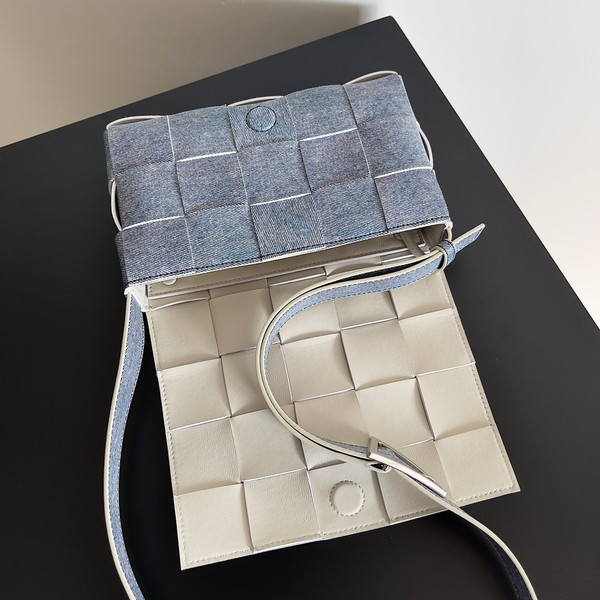 Bottega Veneta Cassette - Denim
