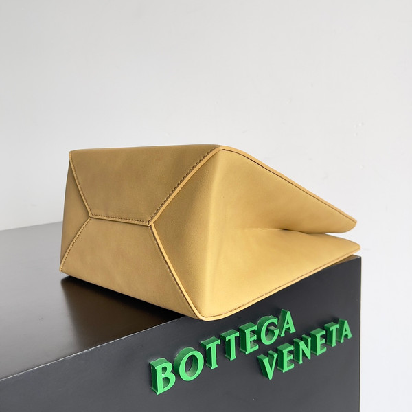 Bottega Veneta Small Shopping Tote - Sand