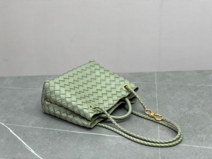 Bottega Veneta Small Andiamo - Sage Green