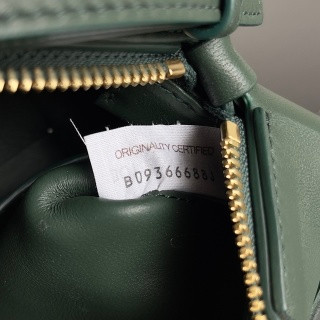 Bottega Veneta Brick Cassette - Forest Green