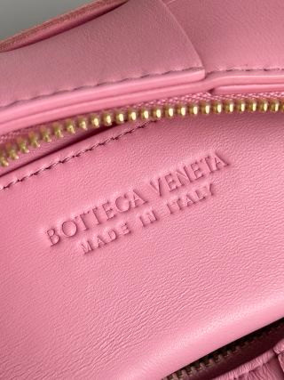 Bottega Veneta Brick Cassette - Candy Pink