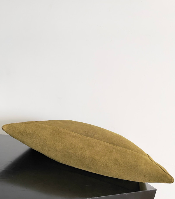 Bottega Veneta Jodie Intrecciato Leather Hobo Bag - Olive Green