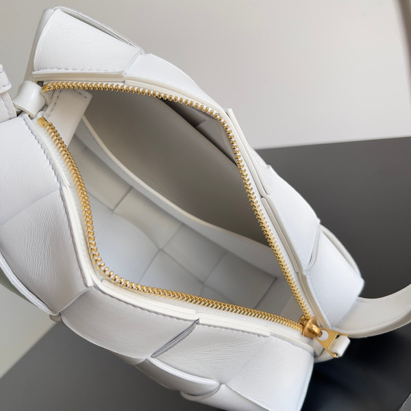 Bottega Veneta Padded Cassette Intrecciato Leather Shoulder Bag - White