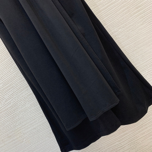 Schiaparelli Fish-Bone Tuck Body-Con Maxi Dress – Black & Coffee