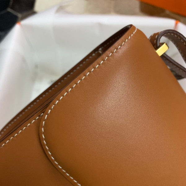 Hermès Constance 19 – Fauve Barenia Handmade