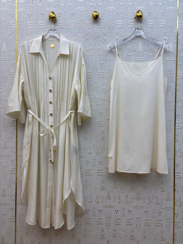 Schiaparelli Pleated Shirt Dress Two-Piece Set – Ivory