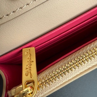 Schiaparelli Double-Eye Clutch Gold