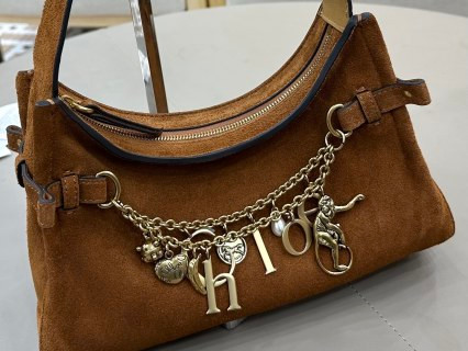 Chloé Charms Suede Hobo Caramel