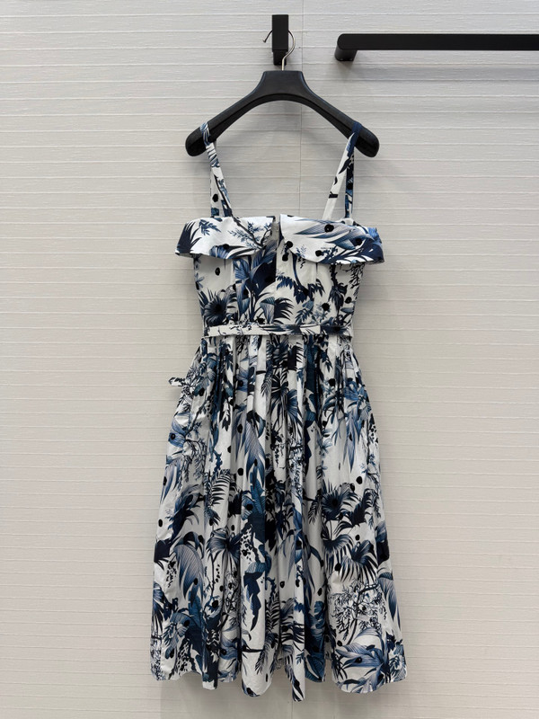 Oscar De La Renta Early Spring 2026 Off-Shoulder Slip Dress